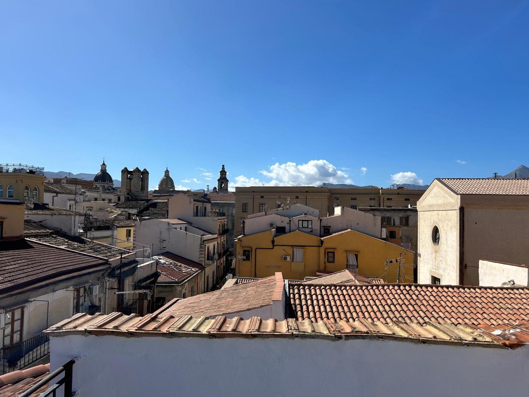 Argenteria5 Holiday Rooms Palermo Bagian luar foto